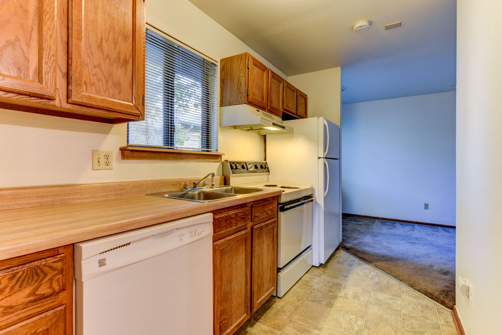 Boulder Apartment: 2005 Goss St