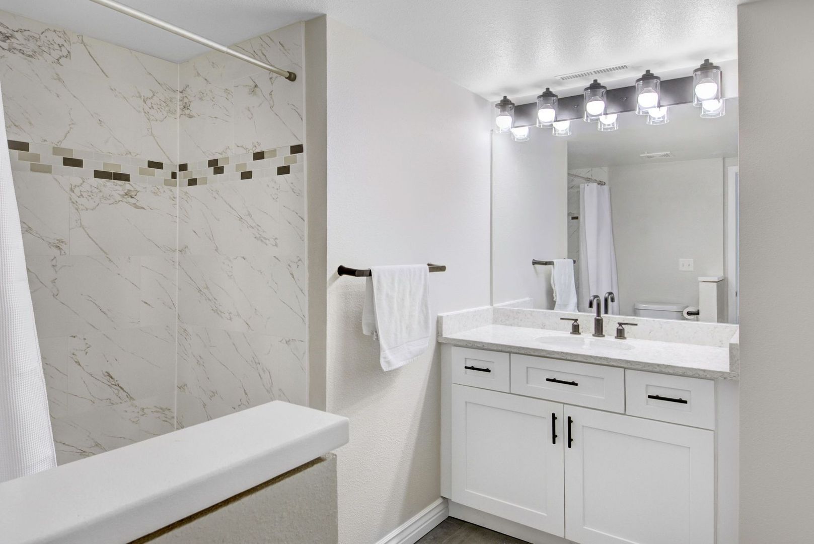 2938 Kalmia Avenue — photo 13