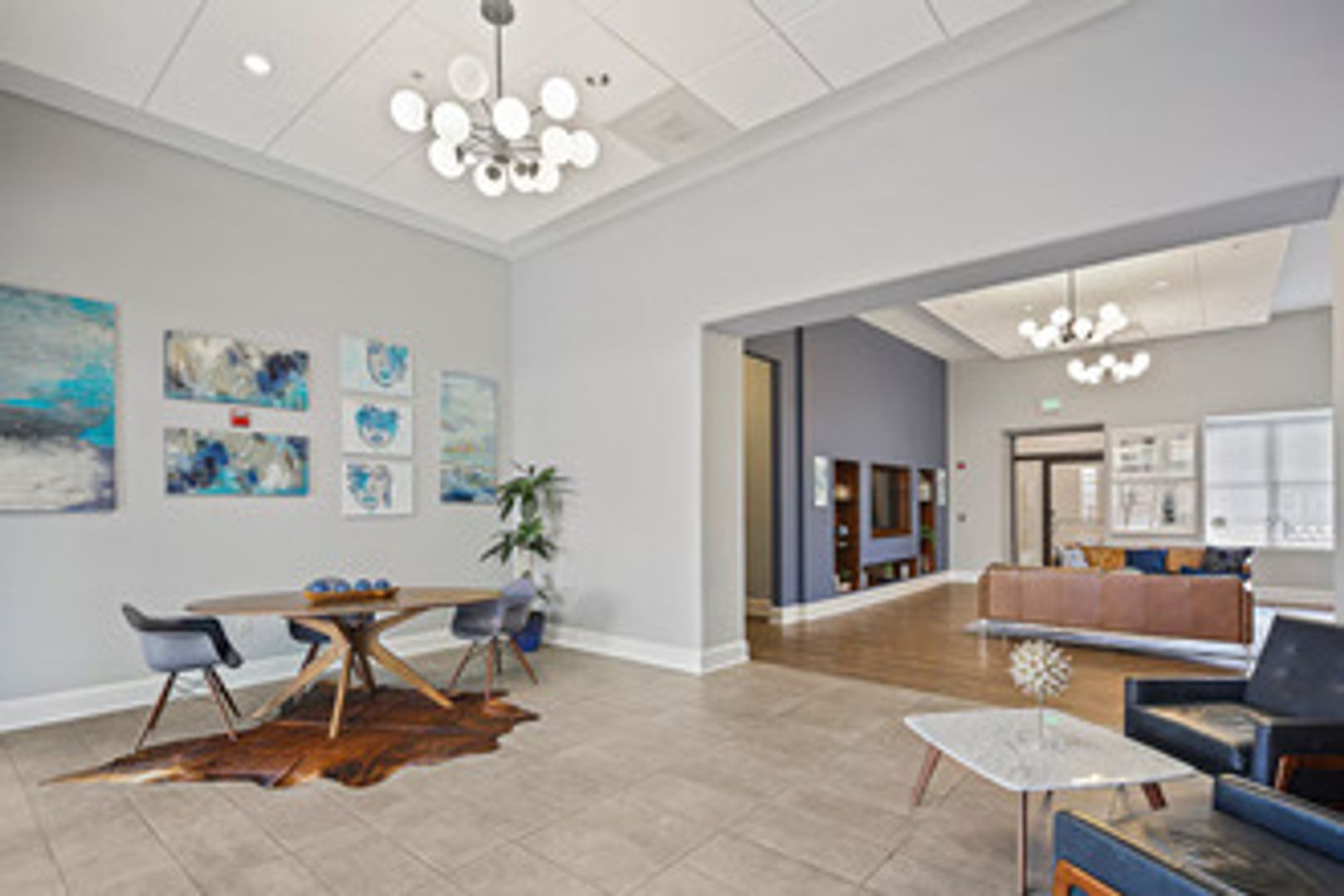 Baltimore Apartment: 301 West Franklin Street