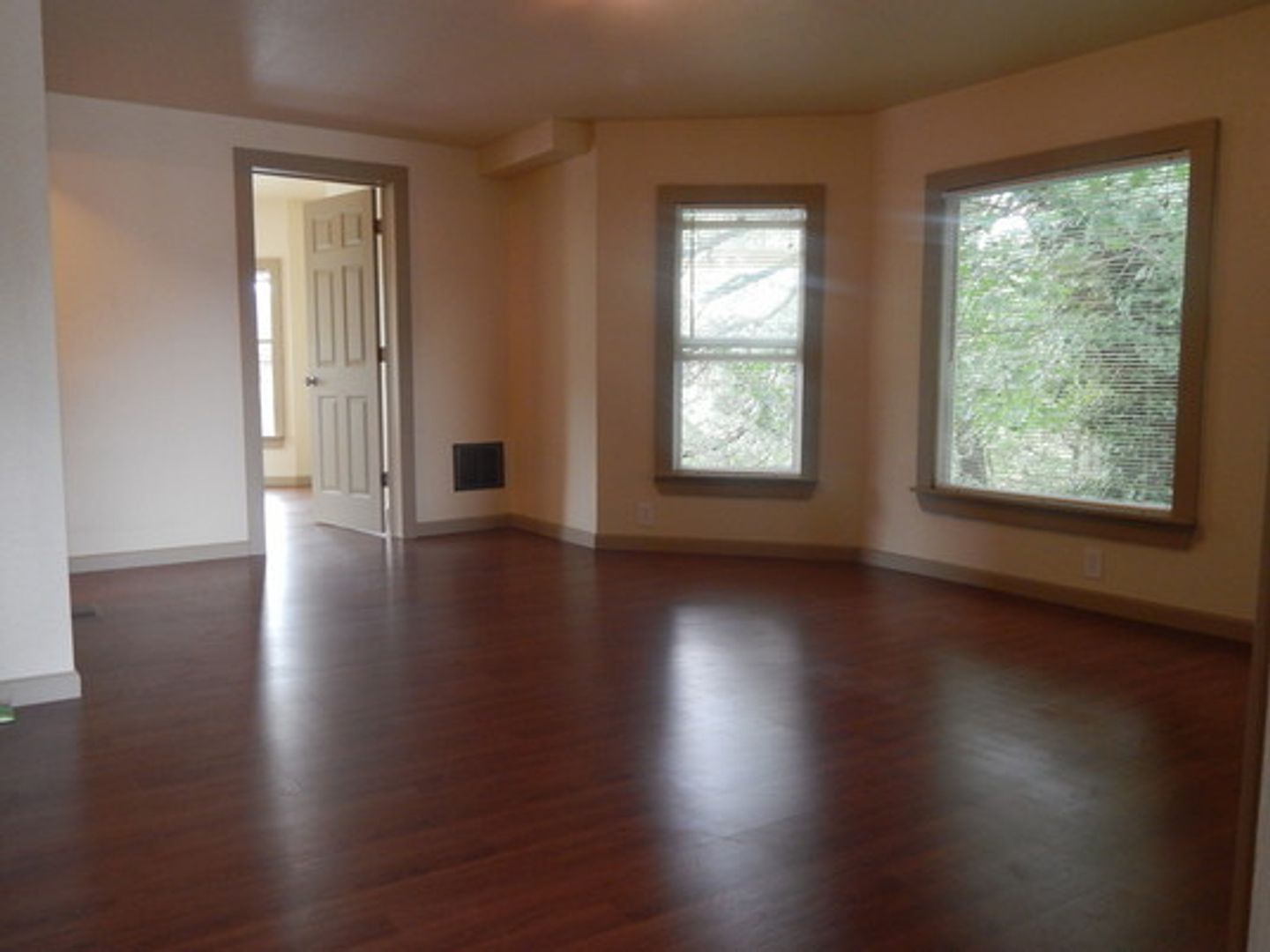 Meadville Apartment: 669 Alden Street