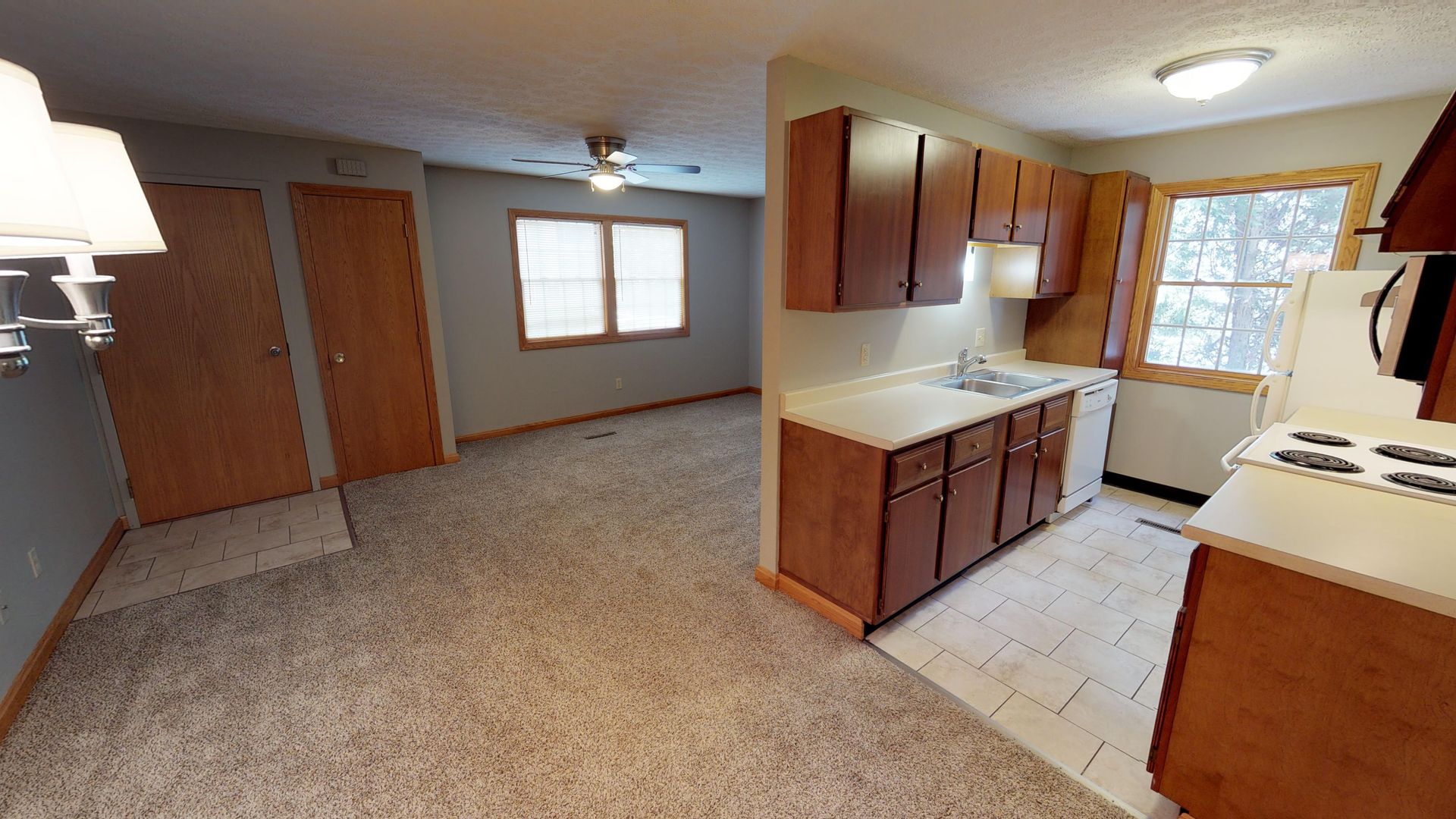 Meadville Apartment: 598 North Street