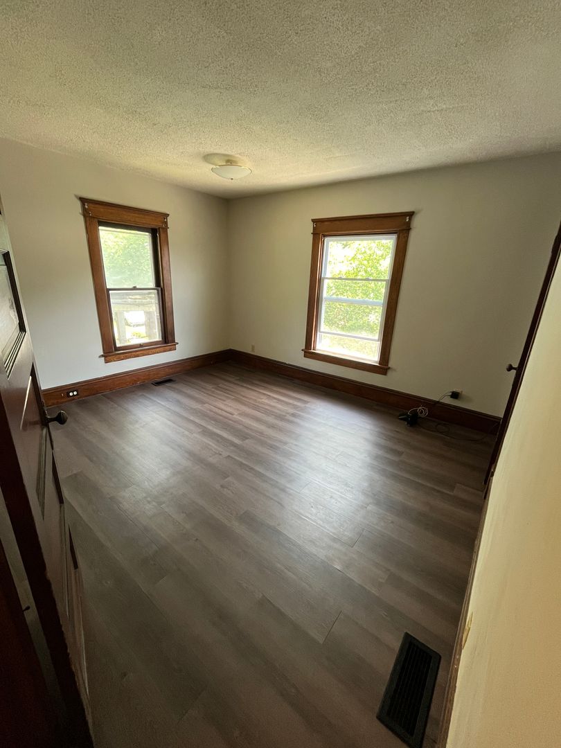 Meadville Apartment: 549 Pine Street