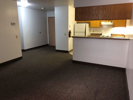 $800 - 1 Bedroom Remodeled Apartment All utilities INCLUDED!!!
