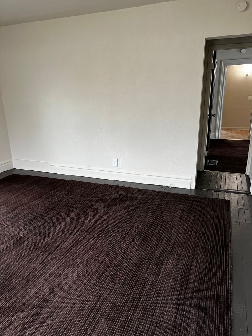 Meadville Apartment: 1111 South Main Street