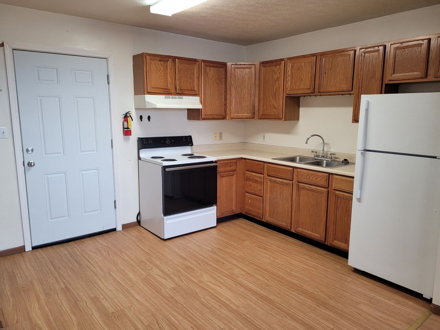 Sharpsville Apartment: 100 W Ridge Ave