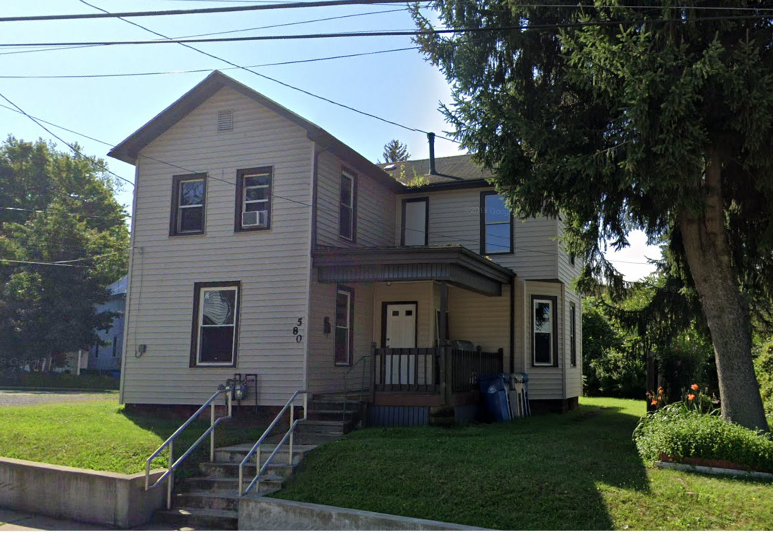 Meadville Apartment: 580-580 1/2 State Street