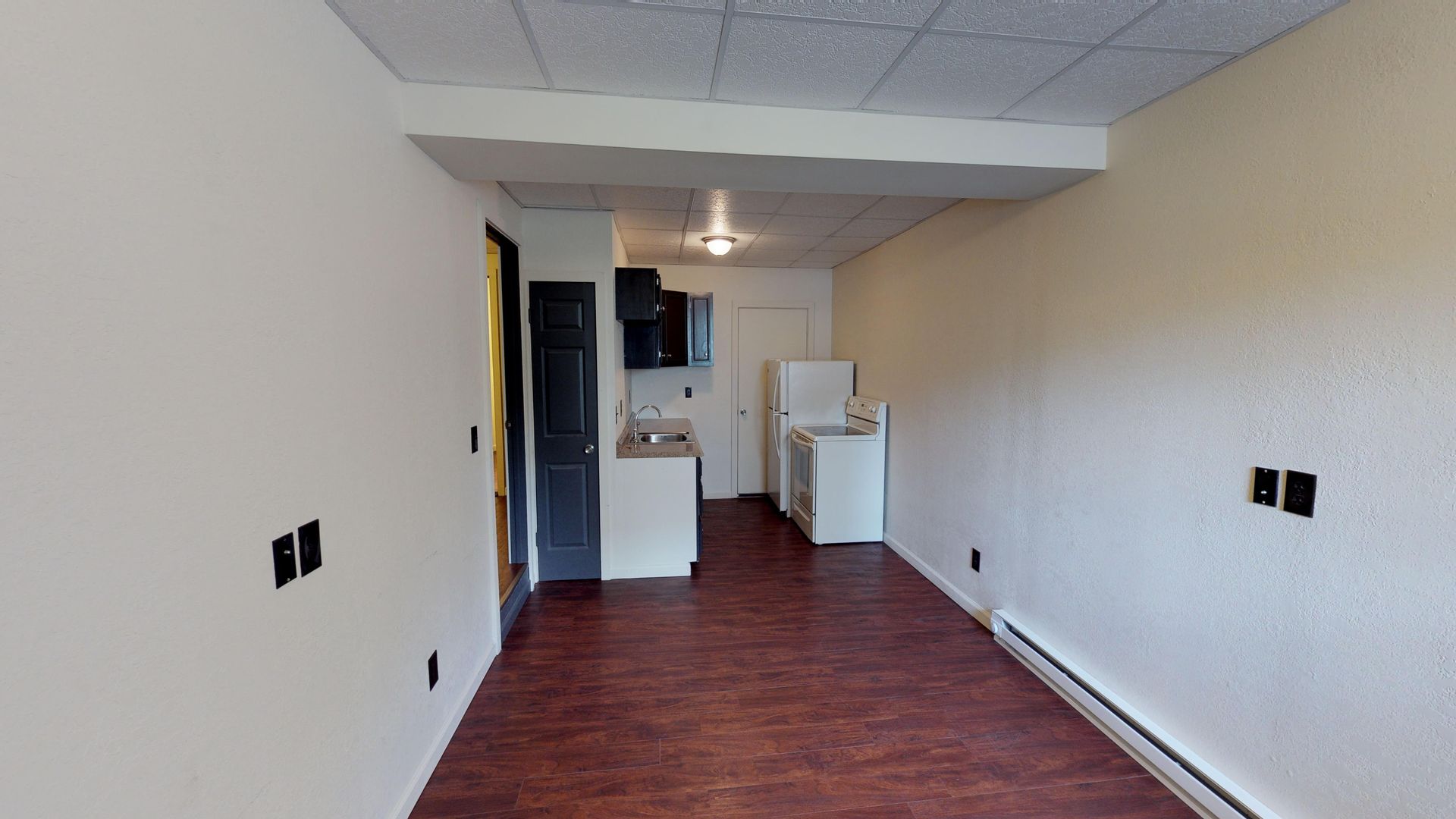 Meadville Apartment: 884 Grove St