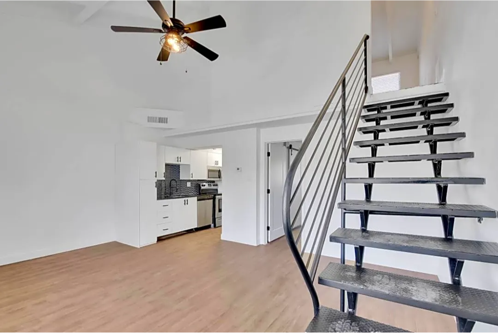 PHOENIX Apartment: 1401 N 3RD ST