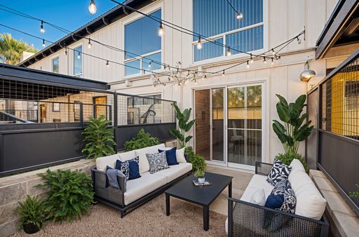 Modern Industrial Living in the Heart of Phoenix's Melrose District! – photo 1