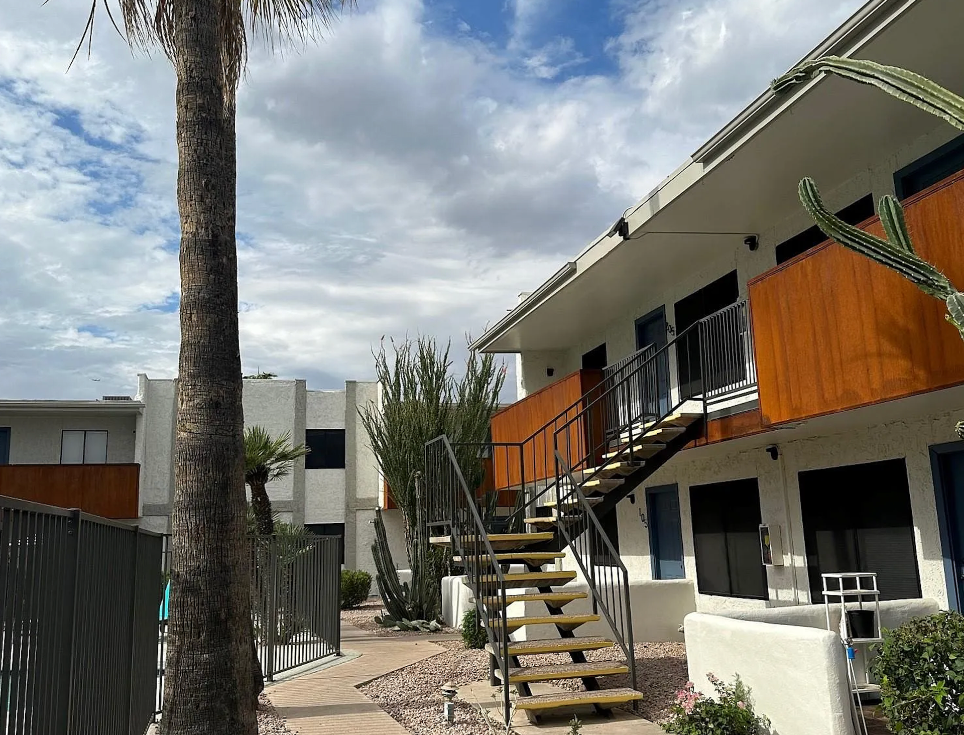 Scottsdale Apartment: 2635 N Hayden Rd