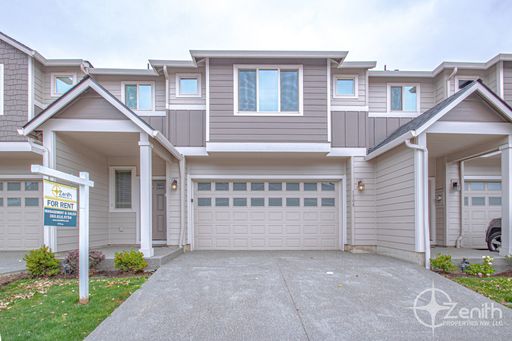 $500 OFF! Lovely 3 Bedroom Modern Townhouse in Hazel Dell! Highly Rated Evergreen Public Schools! Available Soon! – photo 1