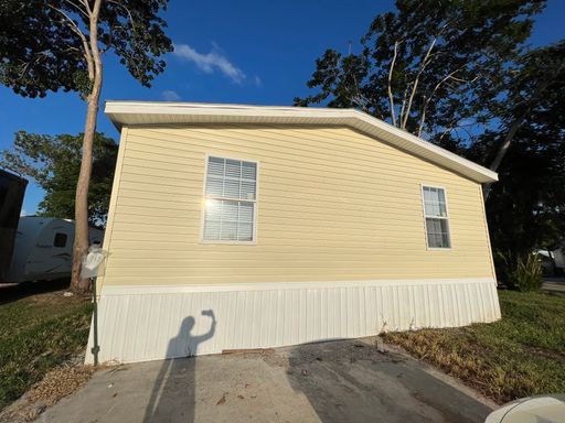 New 4/2 Mobile Home in West Boca Raton – photo 1