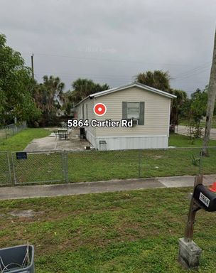 SPACIOUS 4/2 IN MOBILE HOME IN WEST PALM BEACH – photo 1