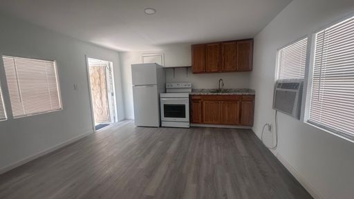 FULLY RENOVATED 1/1 APARTMENT IN A MOBILE HOME - West Boca Raton – photo 1