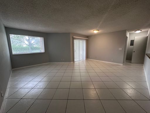 Beautiful 1/1 Condo in Citation Way Condominiums – photo 1