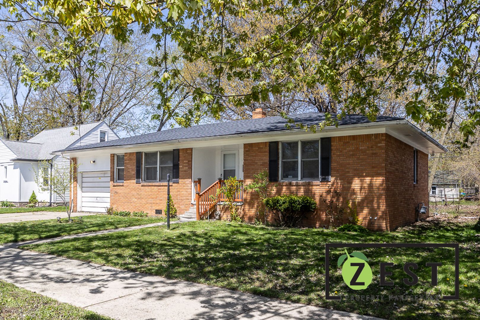 Harper Woods House: 20933 Ridgemont