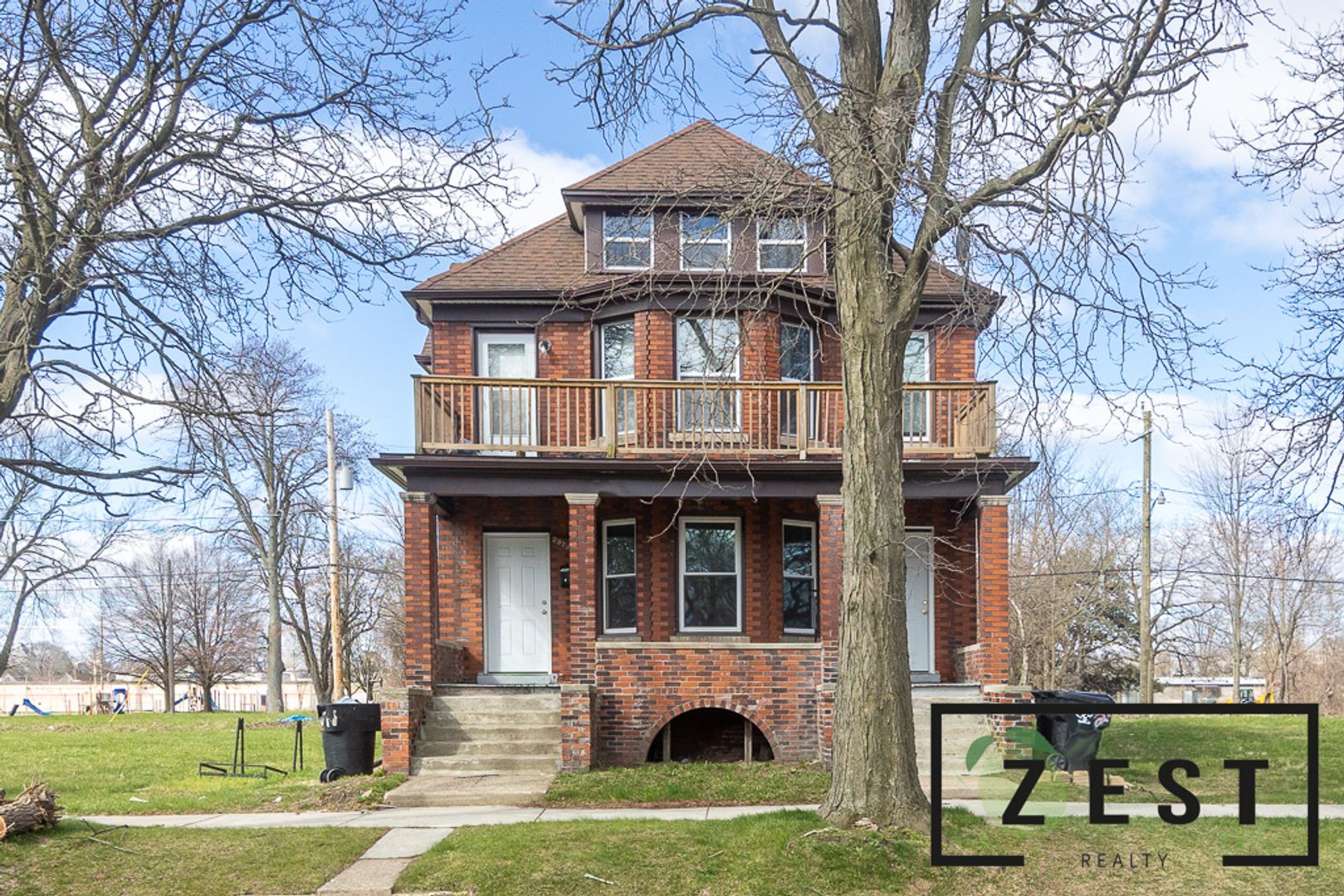 Detroit Apartment: 2977 Canton