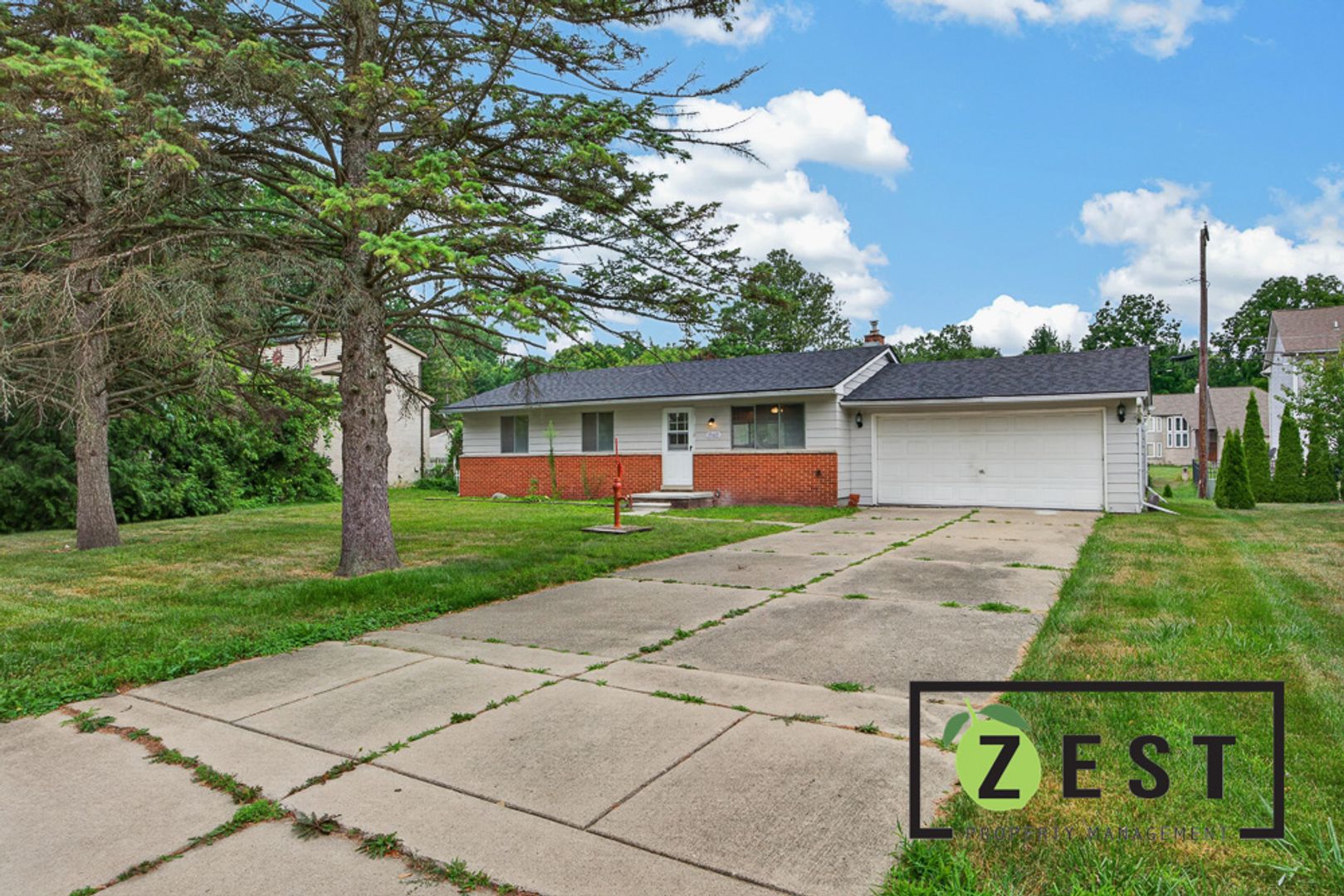 Sterling Heights House: 39483 Marne