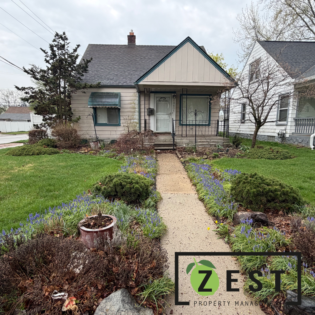 Dearborn Heights House: 24601 Andover