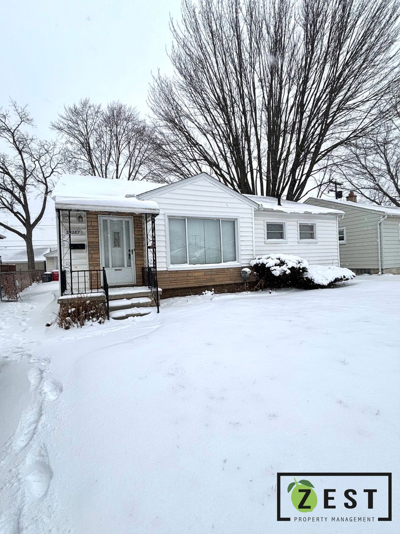 Roseville House: 29287 Commonwealth