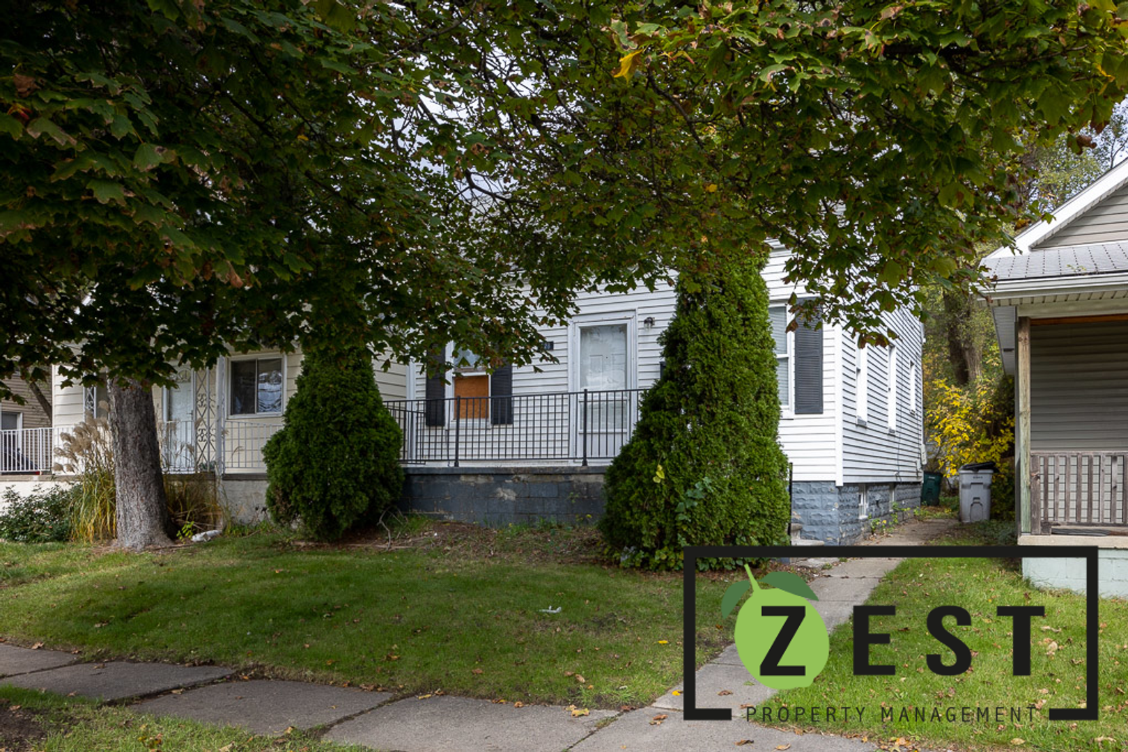 Hazel Park House: 128 W. Muir