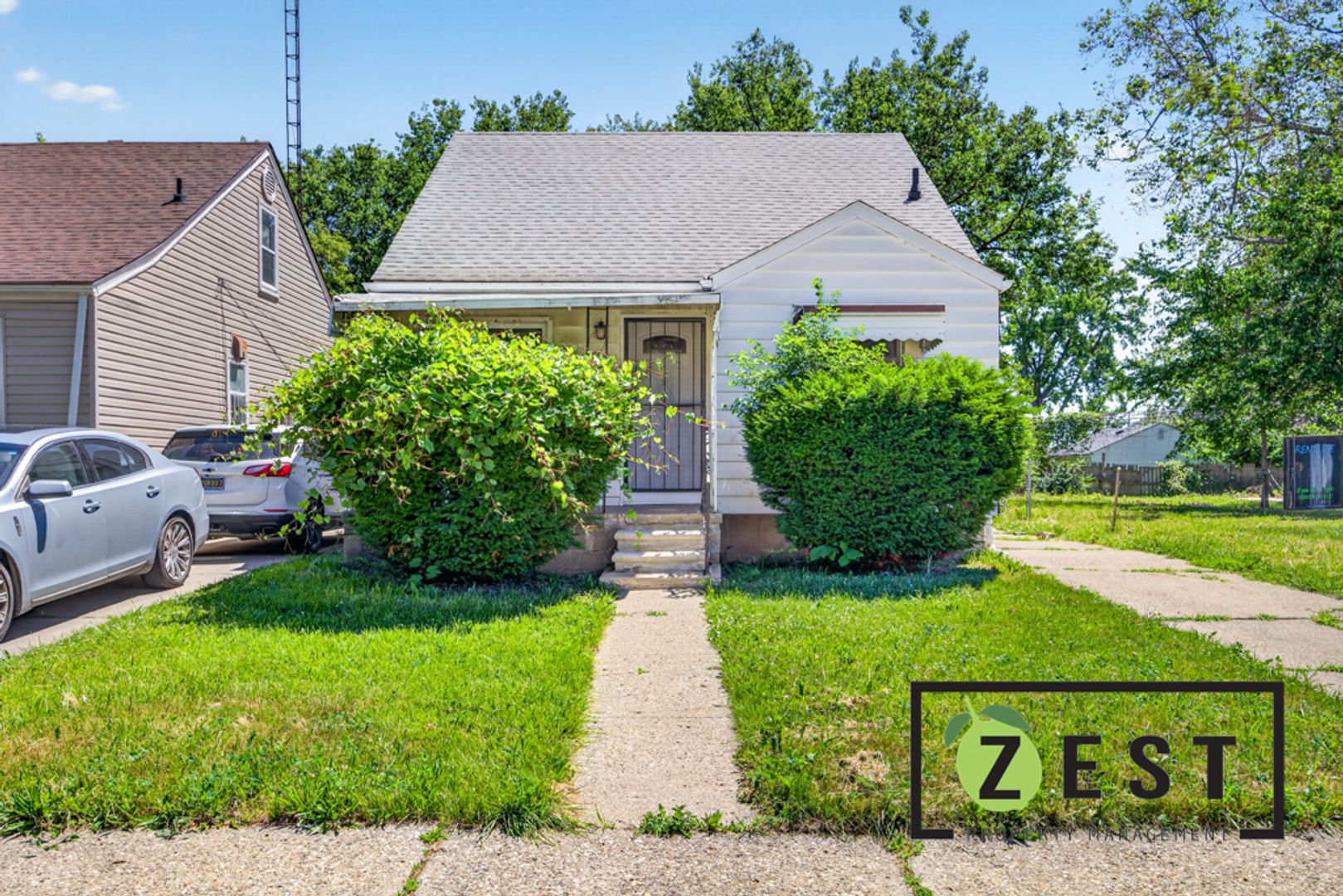Detroit House: 8262 Rosemont