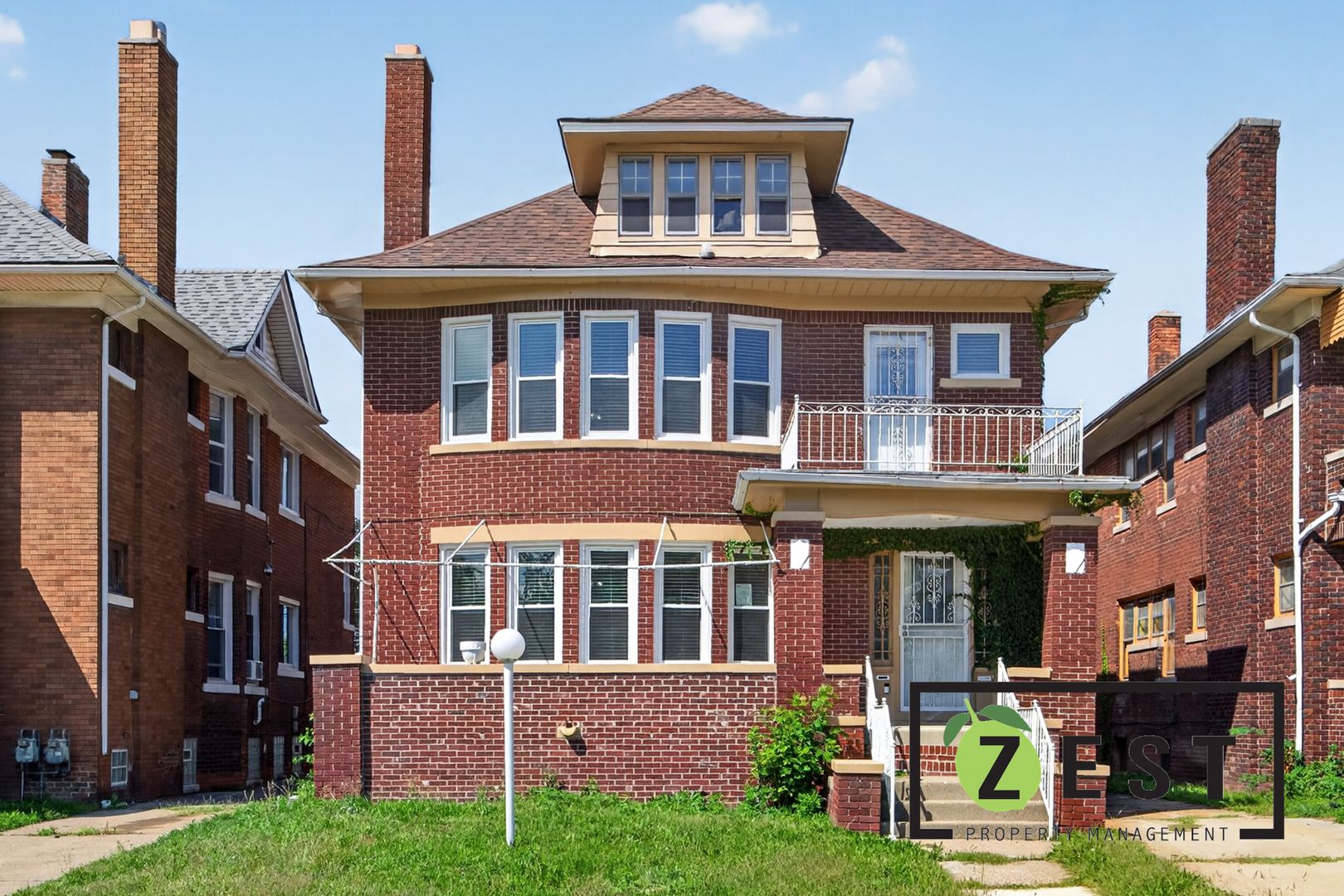 Detroit Apartment: 2286 Calvert