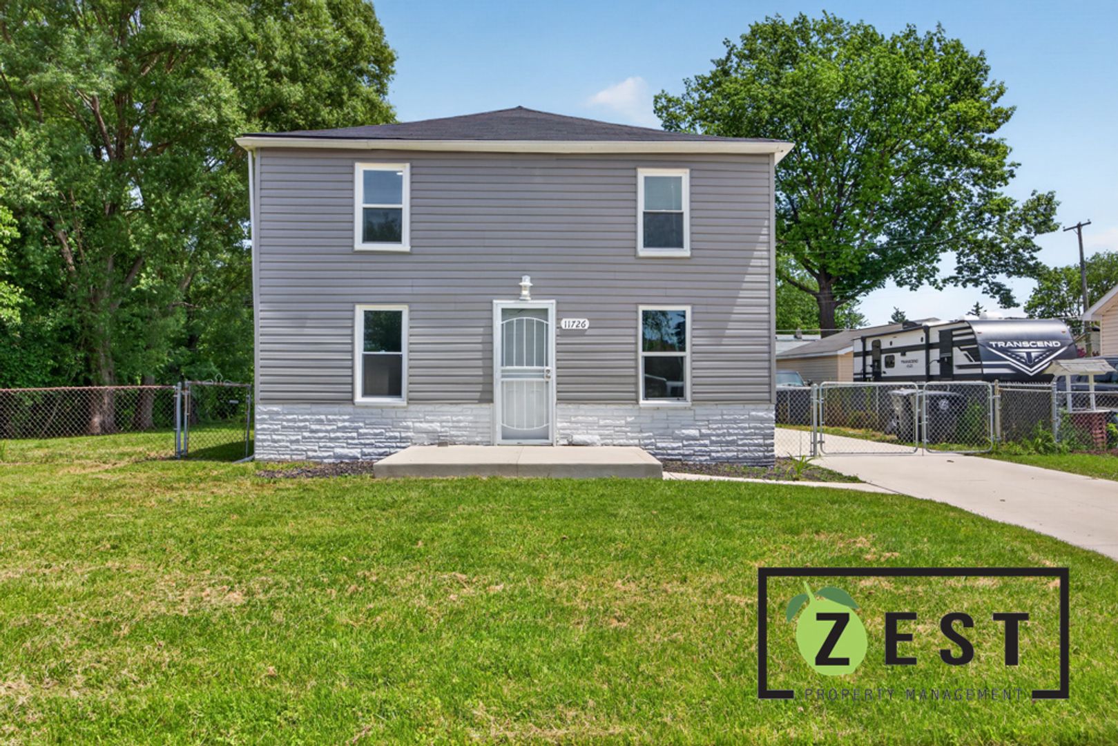 Livonia House: 11726 Deering