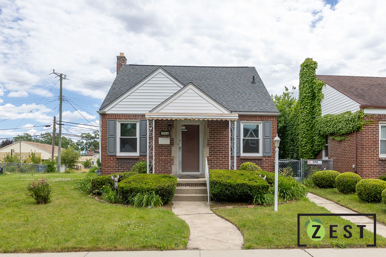 Detroit House: 18416 Washburn