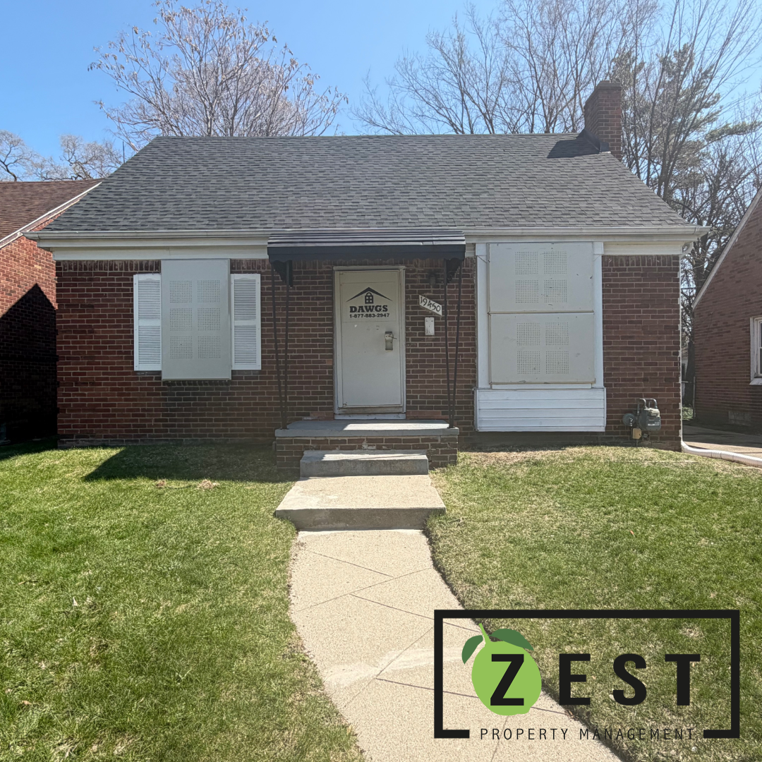 Detroit House: 19450 Norwood