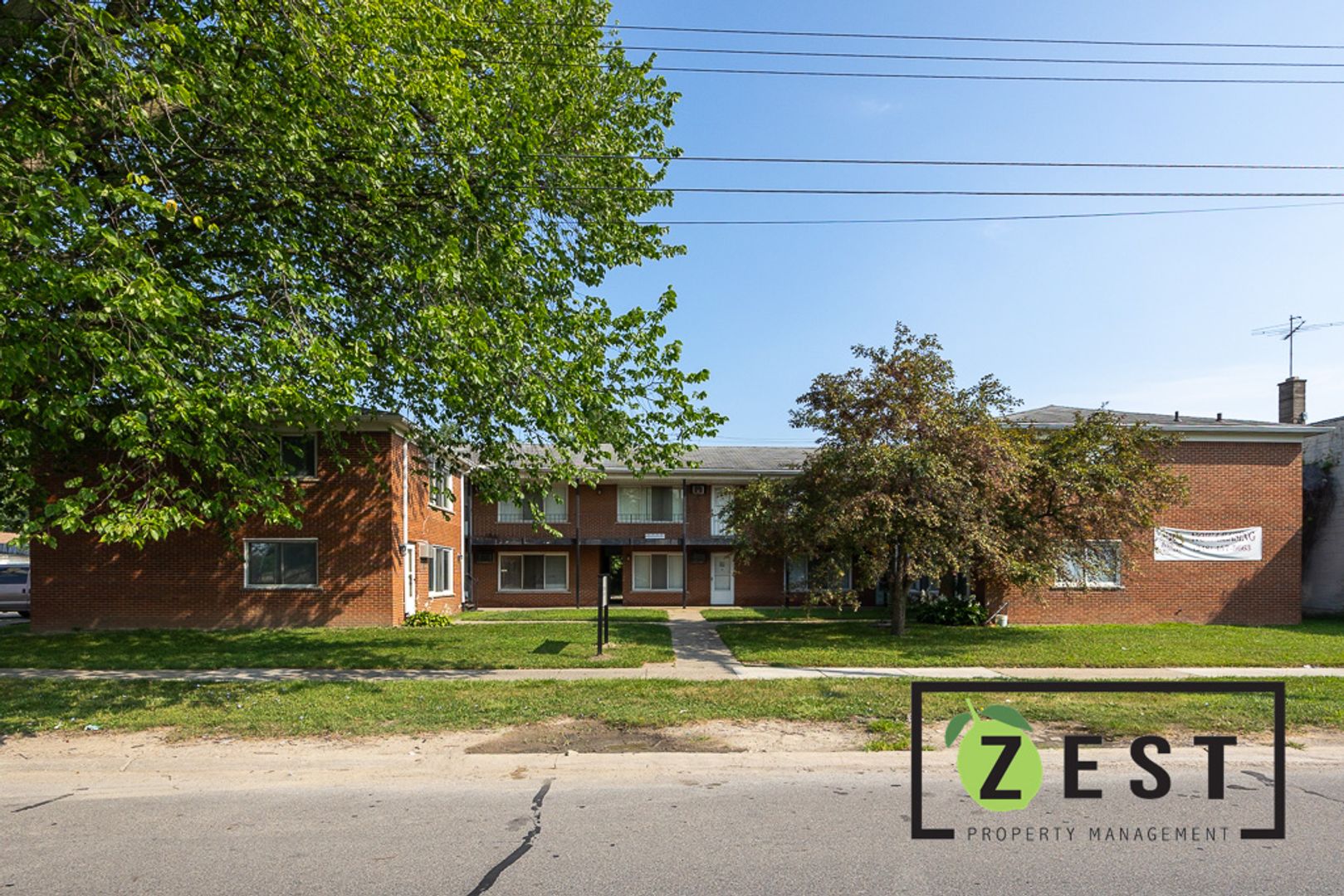 Detroit Apartment: 22330 W Warren