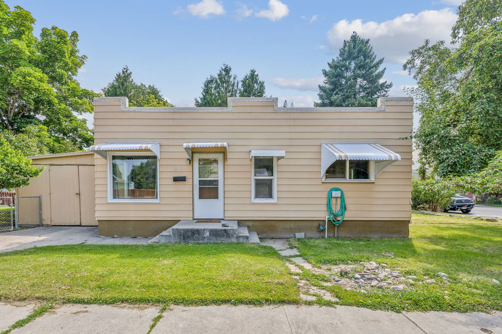 Missoula House: 2434 Lester St