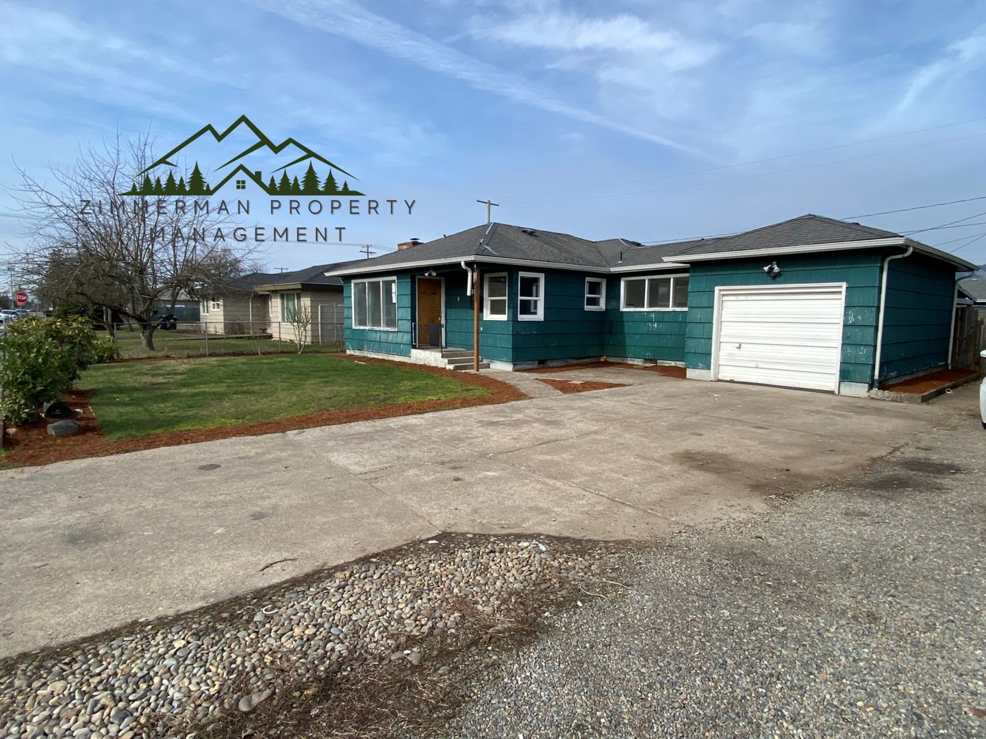 Springfield House: 2128 Centennial Blvd