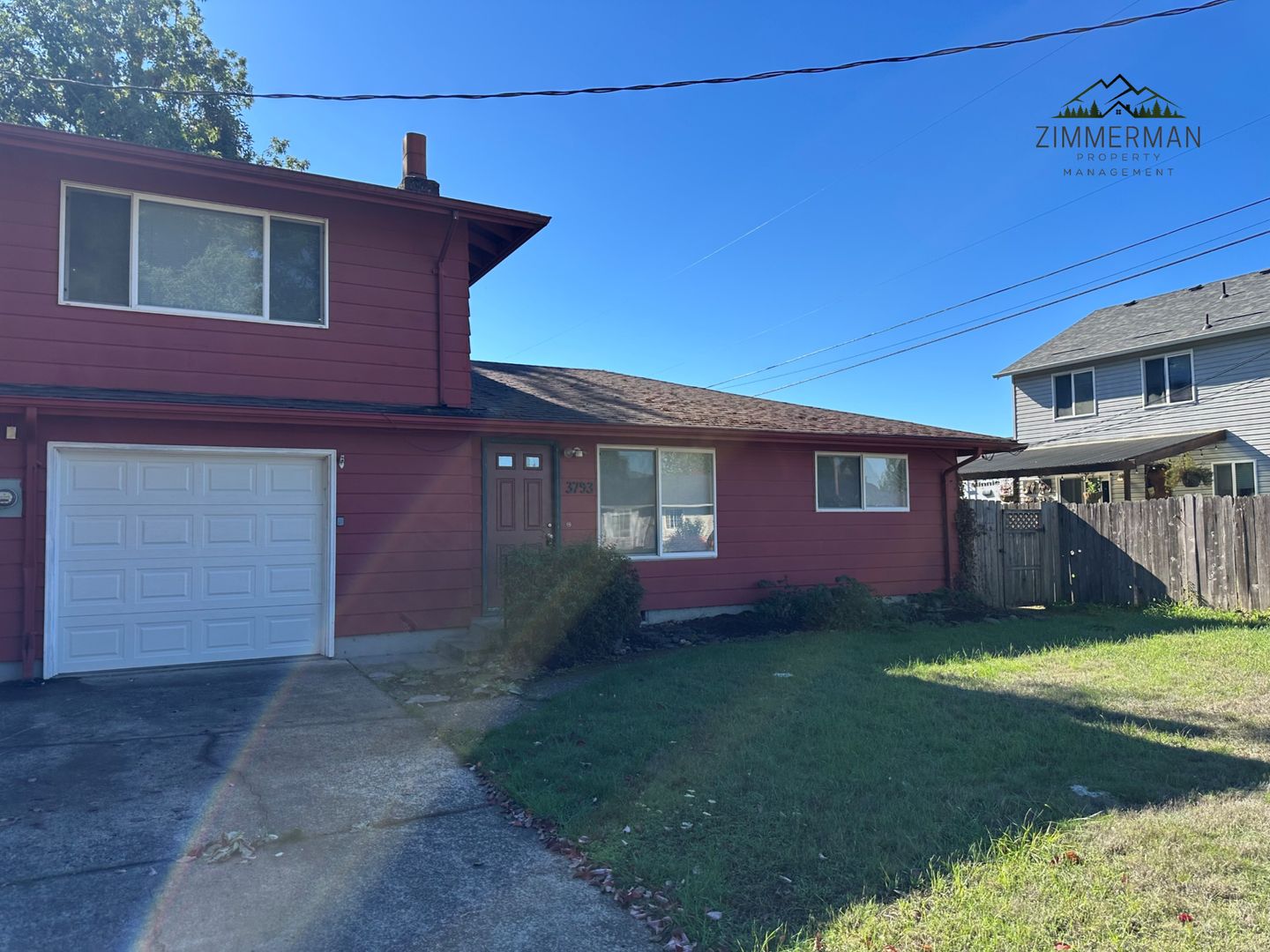 Springfield Multiplex: 3793 & 3795 S Redwood Dr