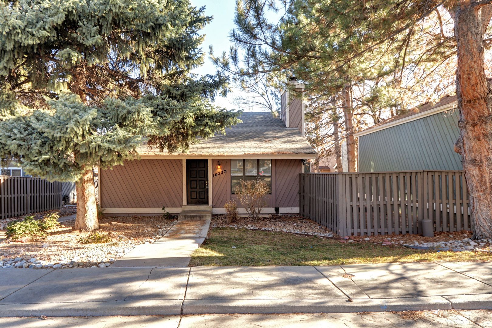 Centennial House: 10227 E Peakview Ave