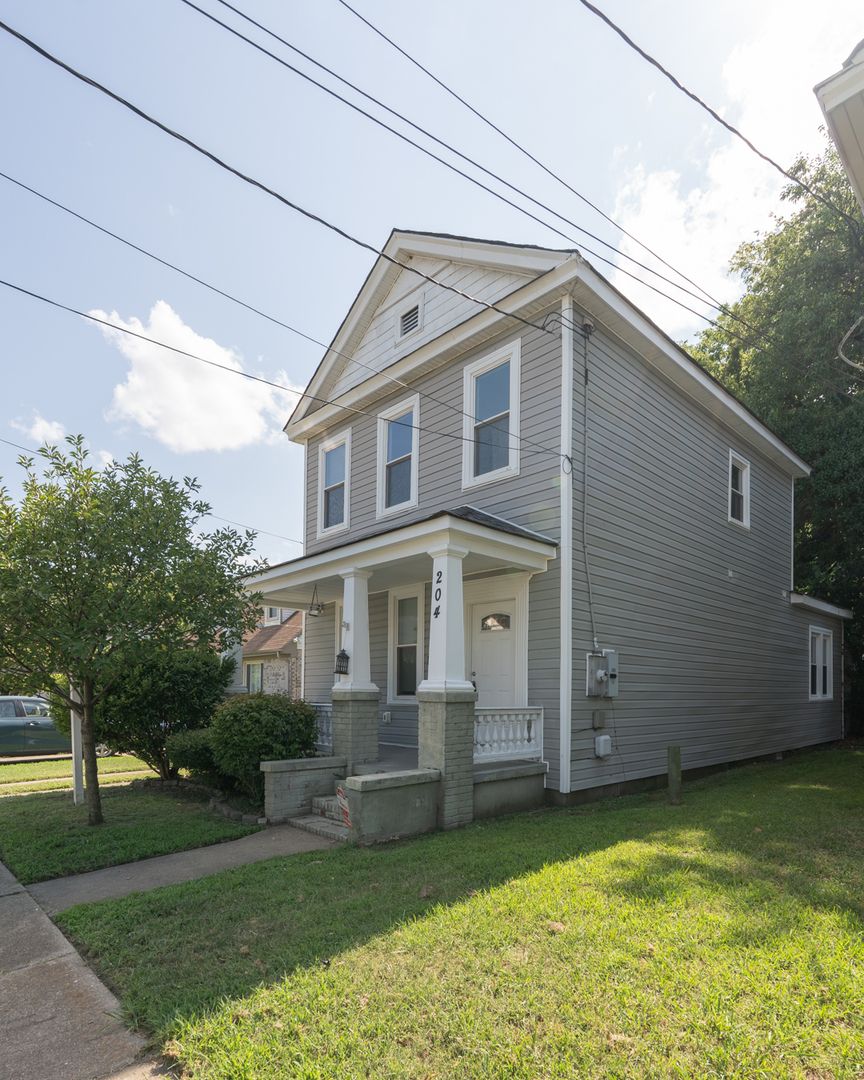 Portsmouth House: 204 Armstrong