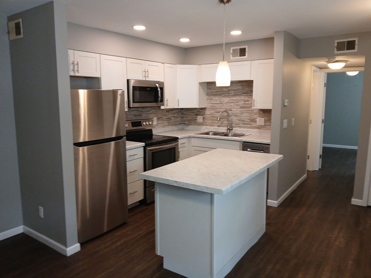 Danville Apartment: 904 Georgian Drive