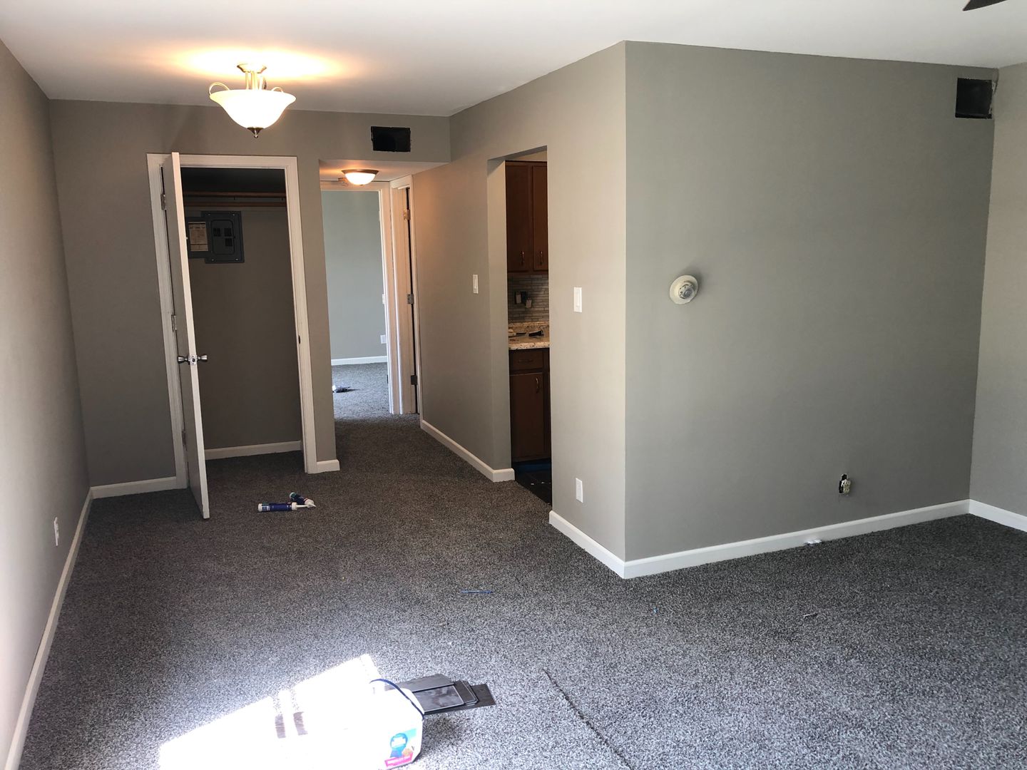 Danville Apartment: 1935 Bowman Avenue