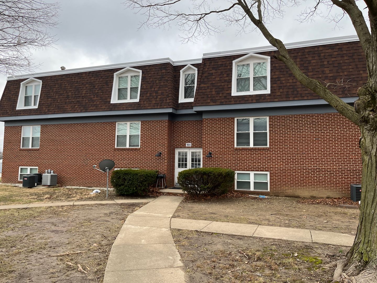 Danville Apartment: 904 Georgian Drive