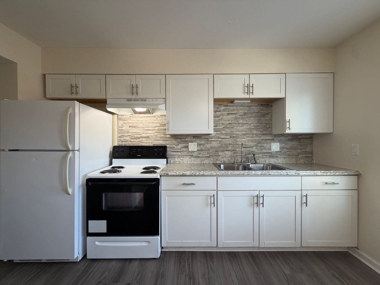 Danville Apartment: 911 Georgian Drive