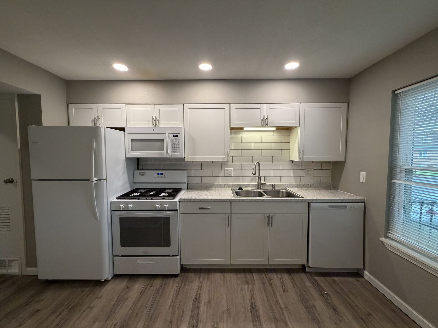 Danville Apartment: 1933 Bowman Avenue