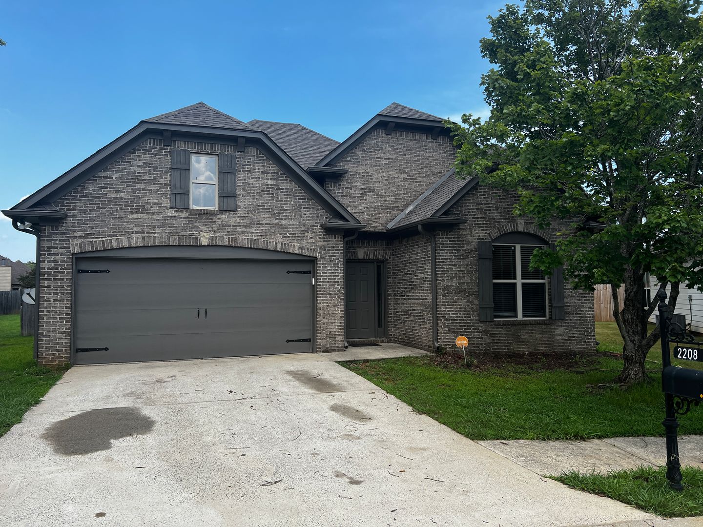 Moody House: 2208 Adkins Circle