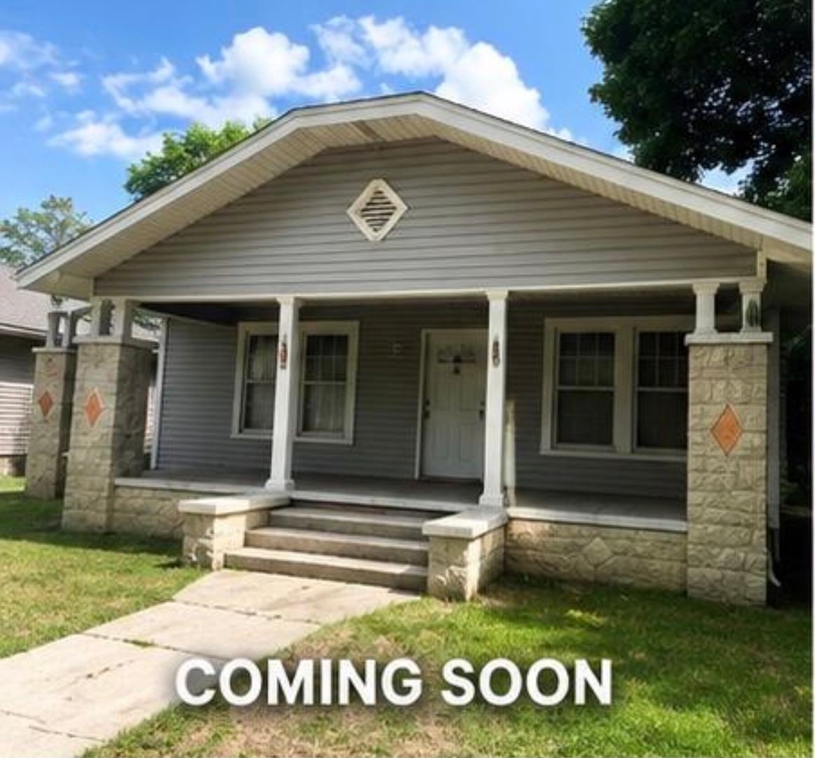 Tarrant House: 1224 Sloan Avenue