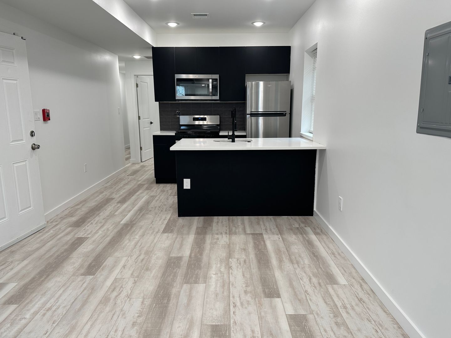 Philadelphia Apartment: 129 S 51st Street  2F