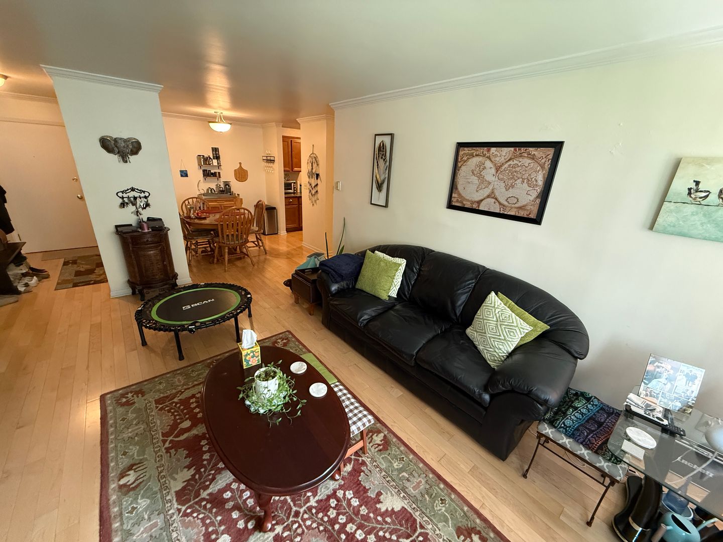 Milwaukee Apartment: 2018 N. Oakland Ave.