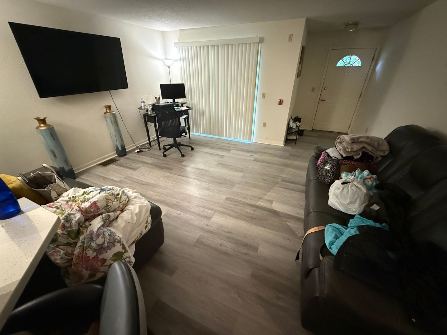 Wauwatosa Apartment: 10051 W. Lisbon Ave.