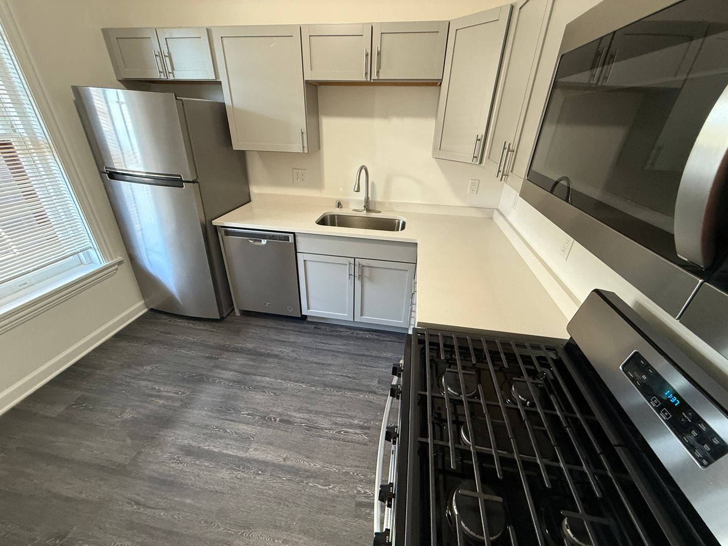 Milwaukee Apartment: 2803 E. Belleview Pl.