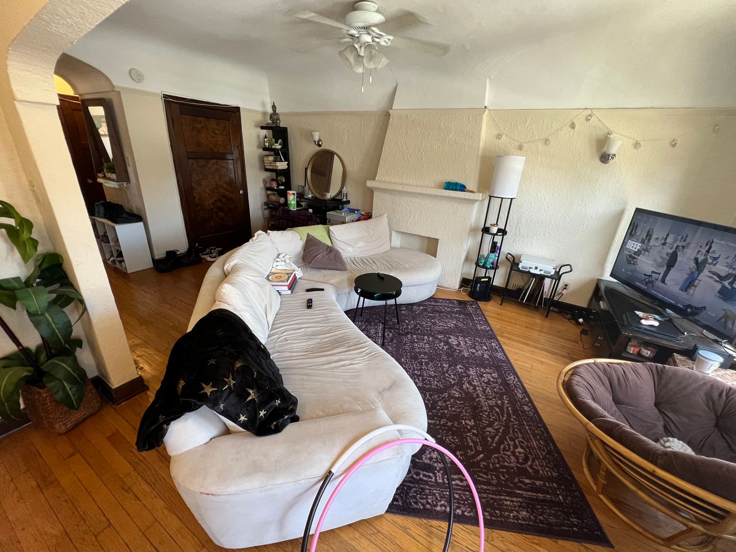 Milwaukee Apartment: 3317 N. Oakland Ave.