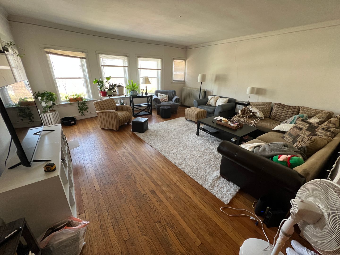 Milwaukee Apartment: 2537-41 N. Farwell