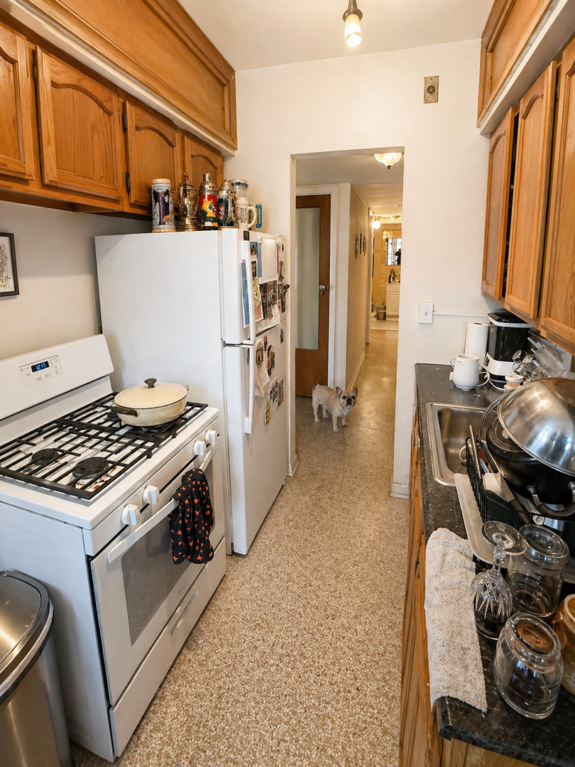 Milwaukee Apartment: 2634 N. Maryland Ave.